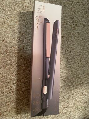NWT Cortex Beauty ProSlim Hair 1 inch Straightener - Black with Rose Gold Plates
